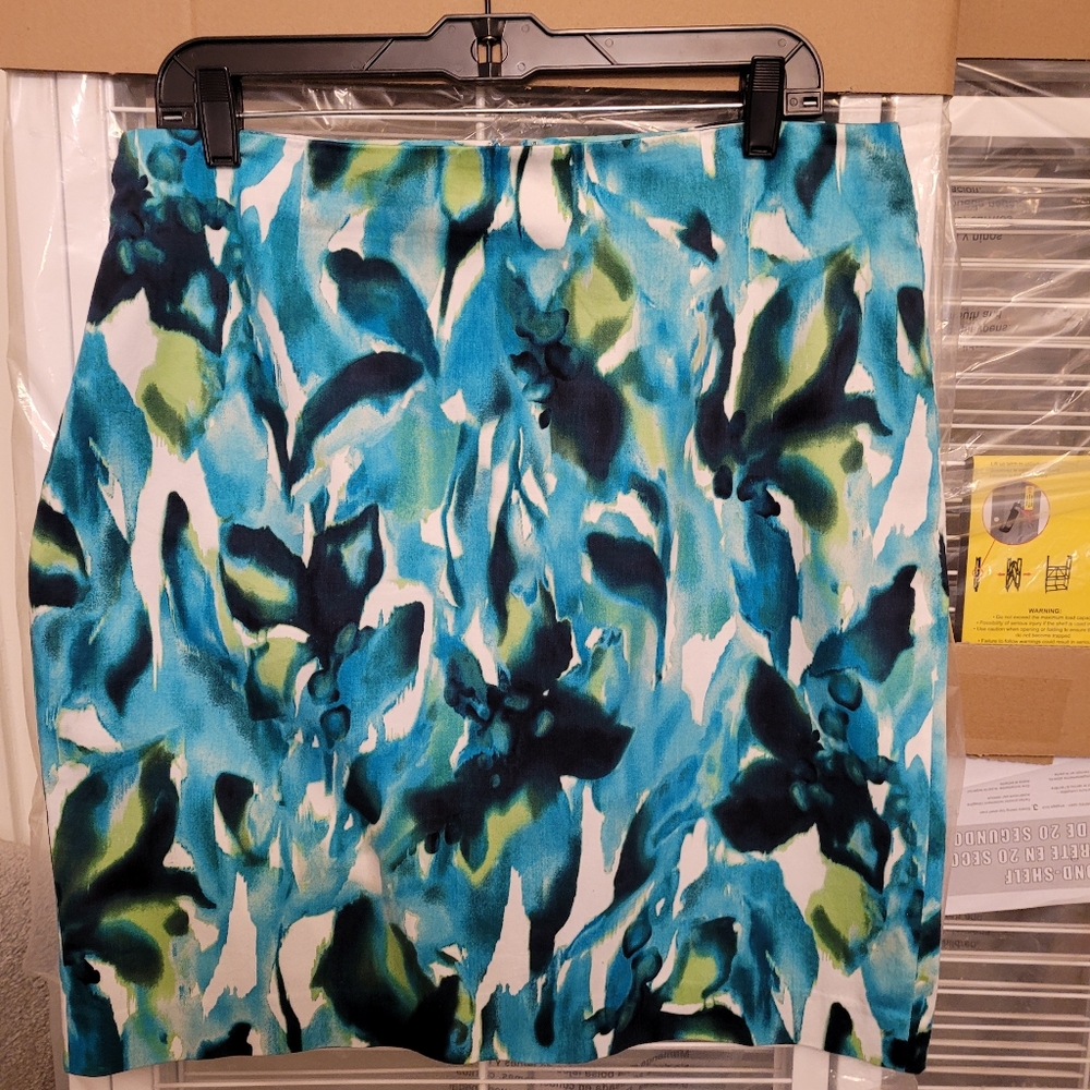 Jones New York stretch cotton floral skirt, 12